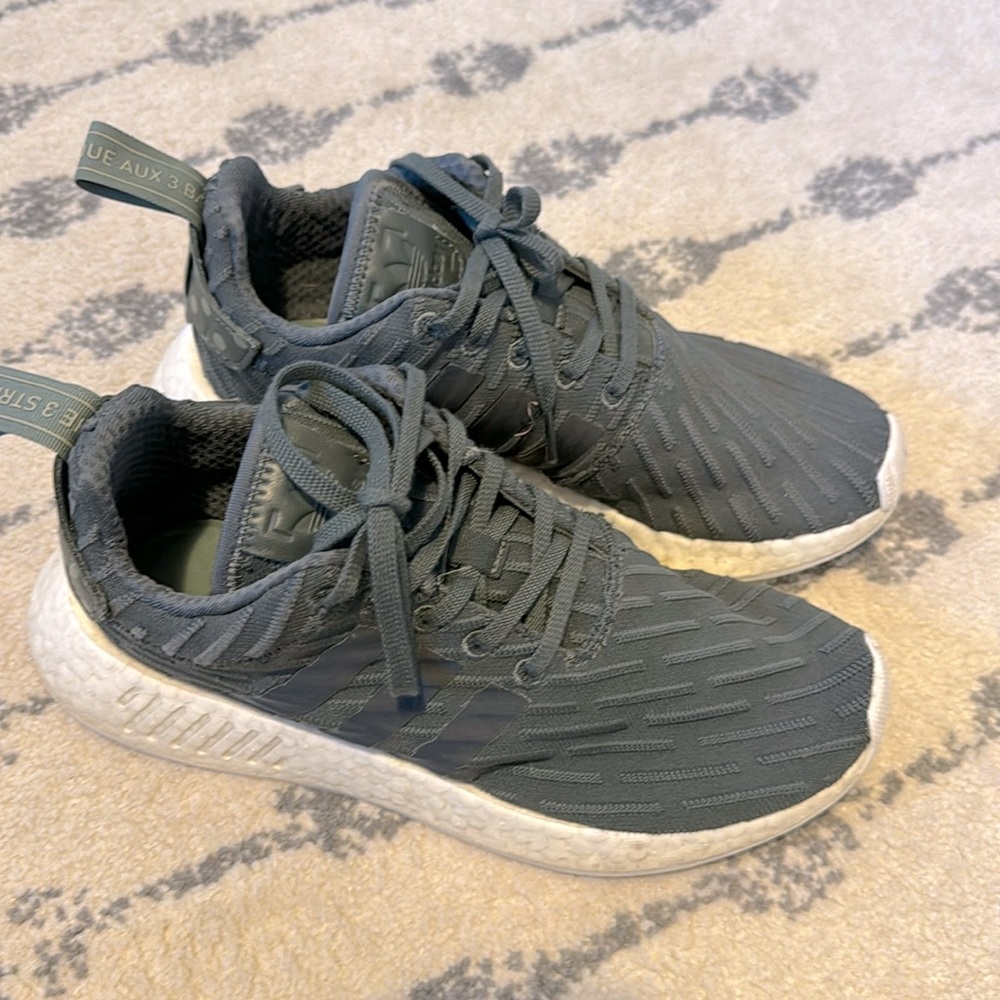 Adidas Boost - women’s 7.5